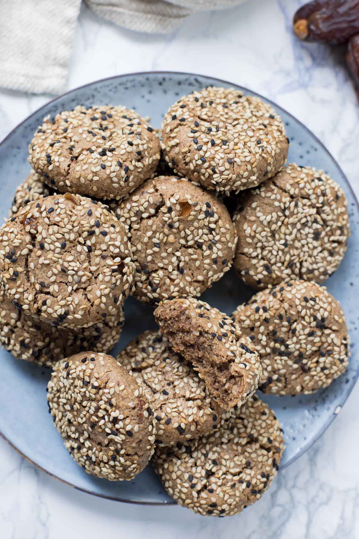 Tahini Medjool Date Cookies (vegan)