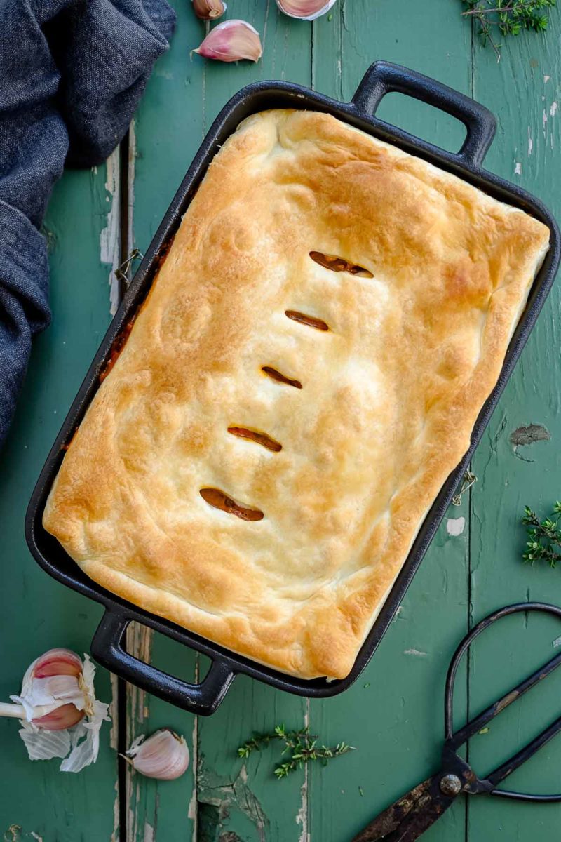 vegetarisches Gemüseauflauf mit Linsen und Würzelgemüse
