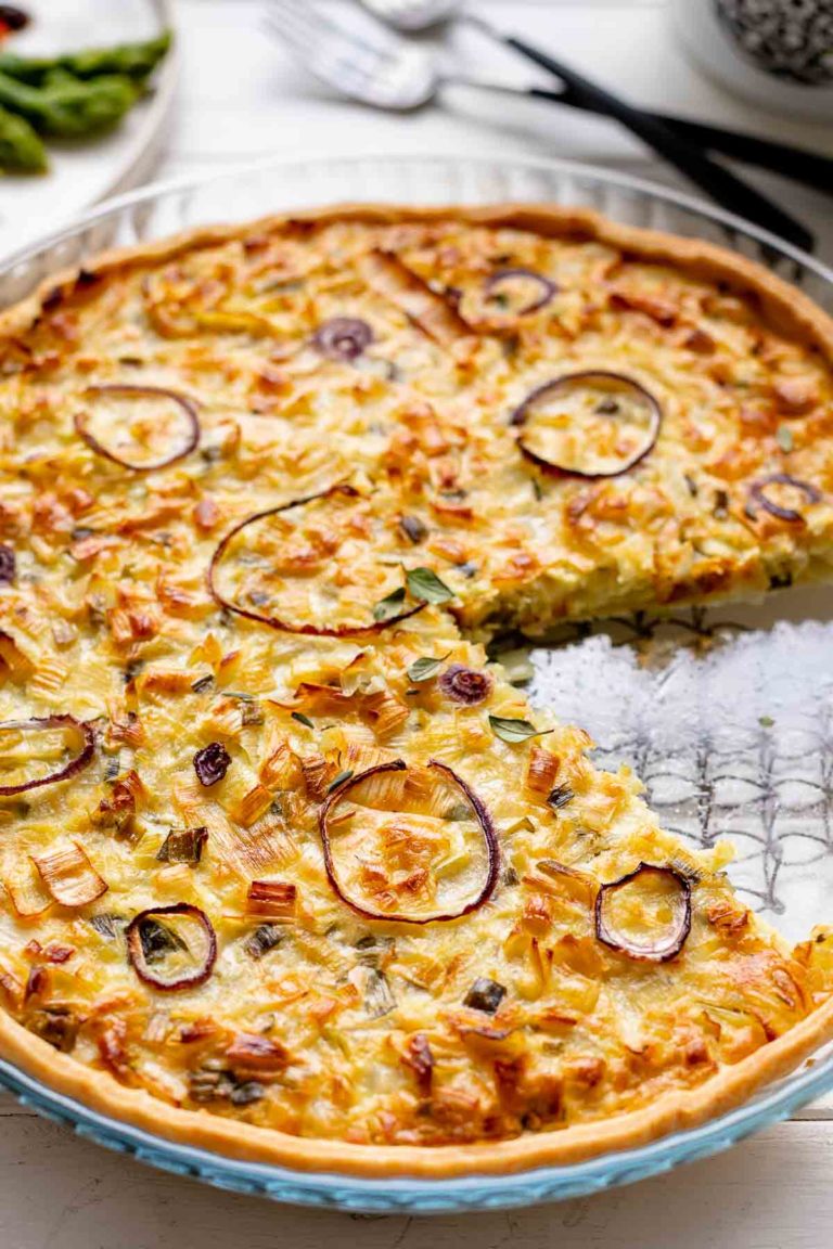 Klassischer Zwiebelkuchen | Rezept | Elle Republic