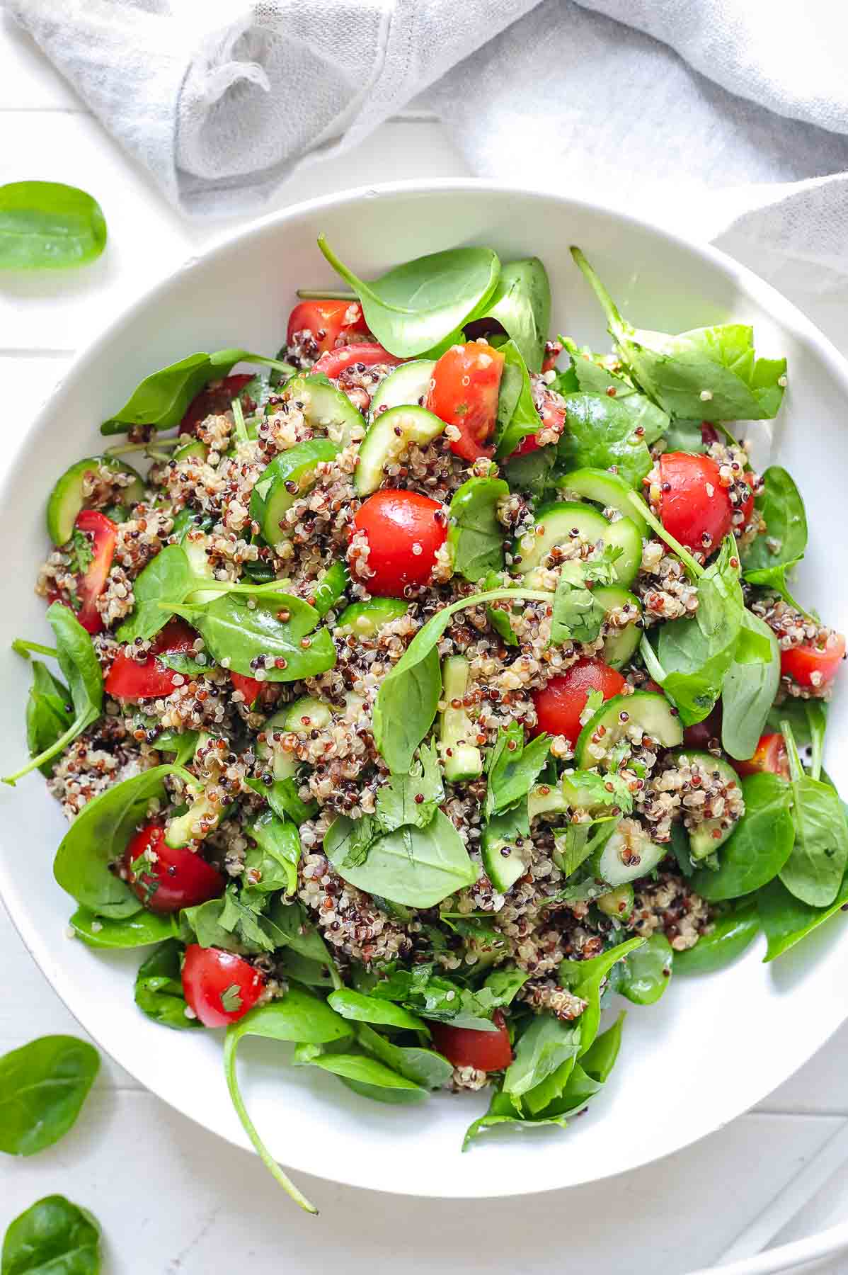 Quinoa Salad with Tomato, Cucumber and Spinach