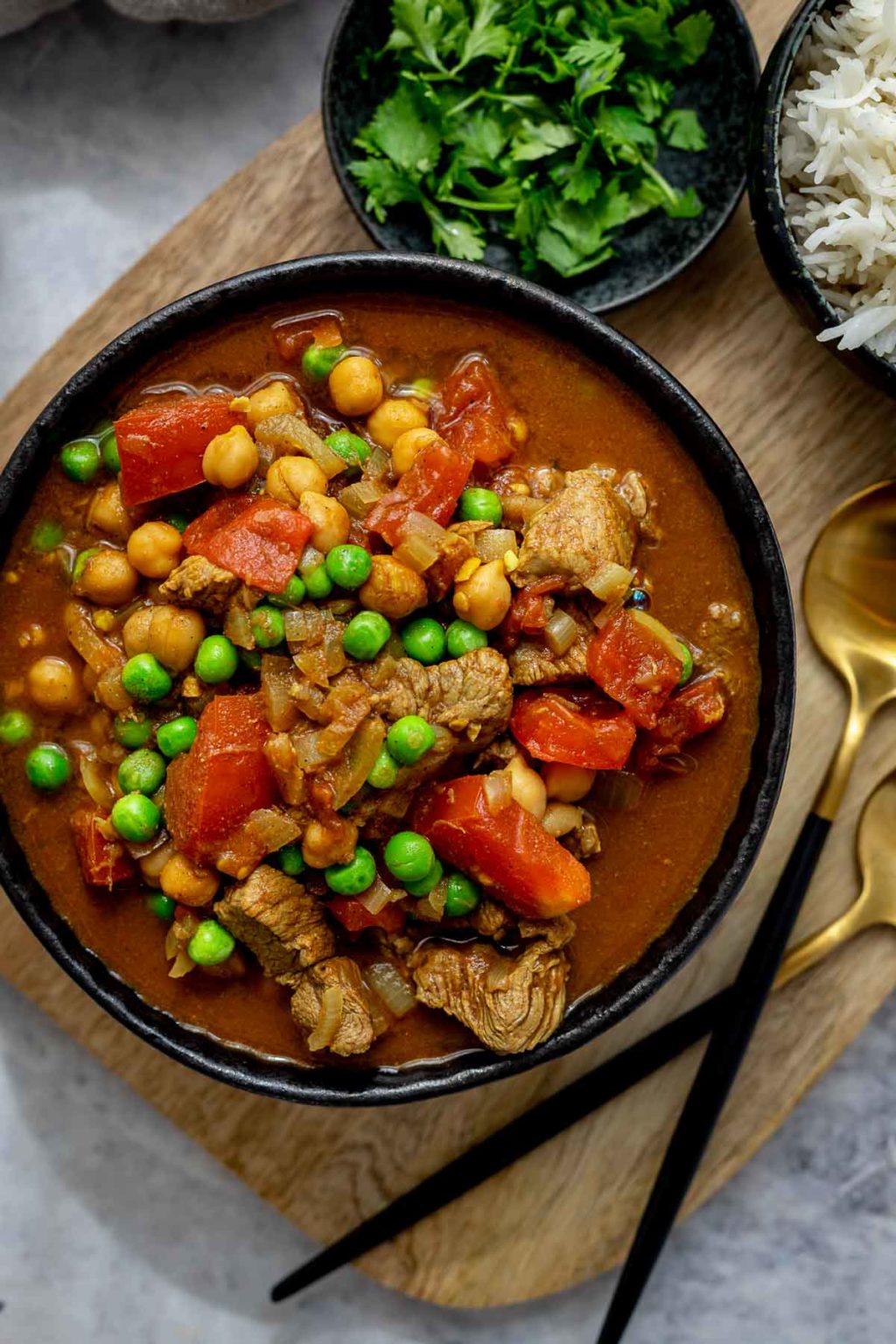 Lamm Curry mit Kichererbsen und Tomaten | Rezept | Elle Republic Lamm Curry mit Kichererbsen und Tomaten | Rezept | Elle Republic