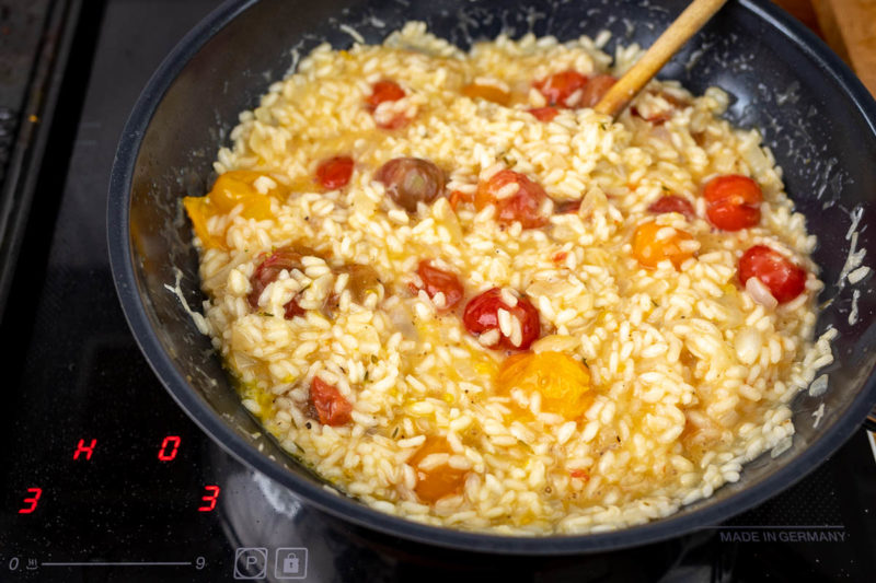 Tomatenrisotto kochen