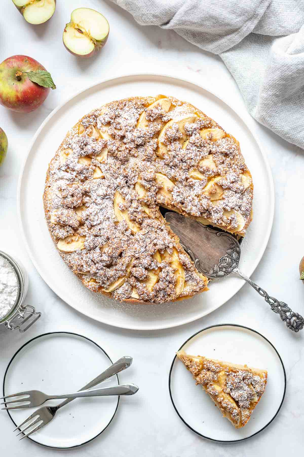 Caramel Apple Streusel Cake {Easy Fall Dessert} - The Busy Baker