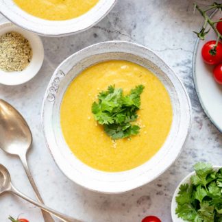 Veganes Blumenkohl-Kokos-Suppe mit Ras el Hanout Rezept