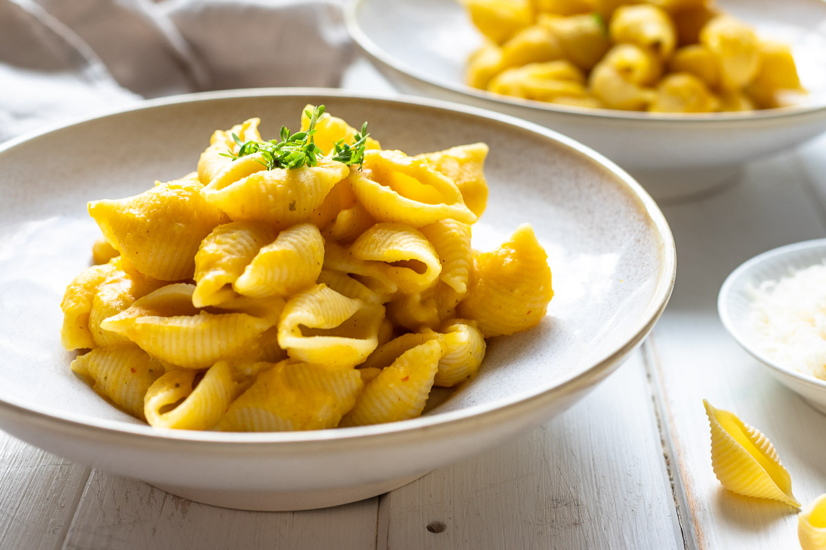 Creamy Butternut Squash Pasta (vegan) | Recipe | Elle Republic