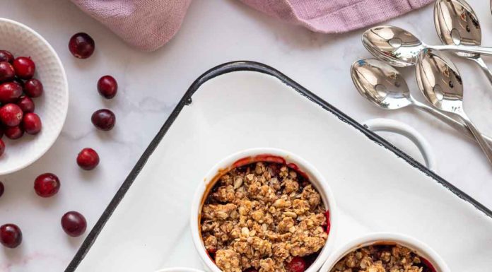 Apfel-Crumble mit Cranberries