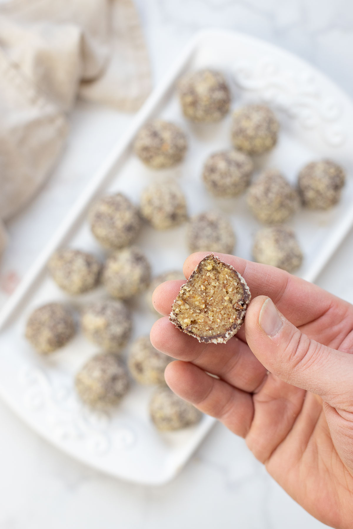 Energy Bliss Balls with Dates and Dark Chocolate Recipe