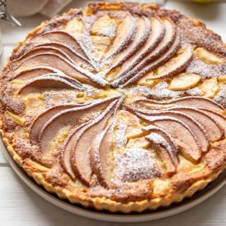 Oma's Traditional Pear Tart | Simple Recipe | Elle Republic