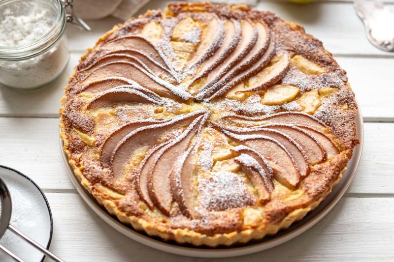 Oma's Traditional Pear Tart | Simple Recipe | Elle Republic