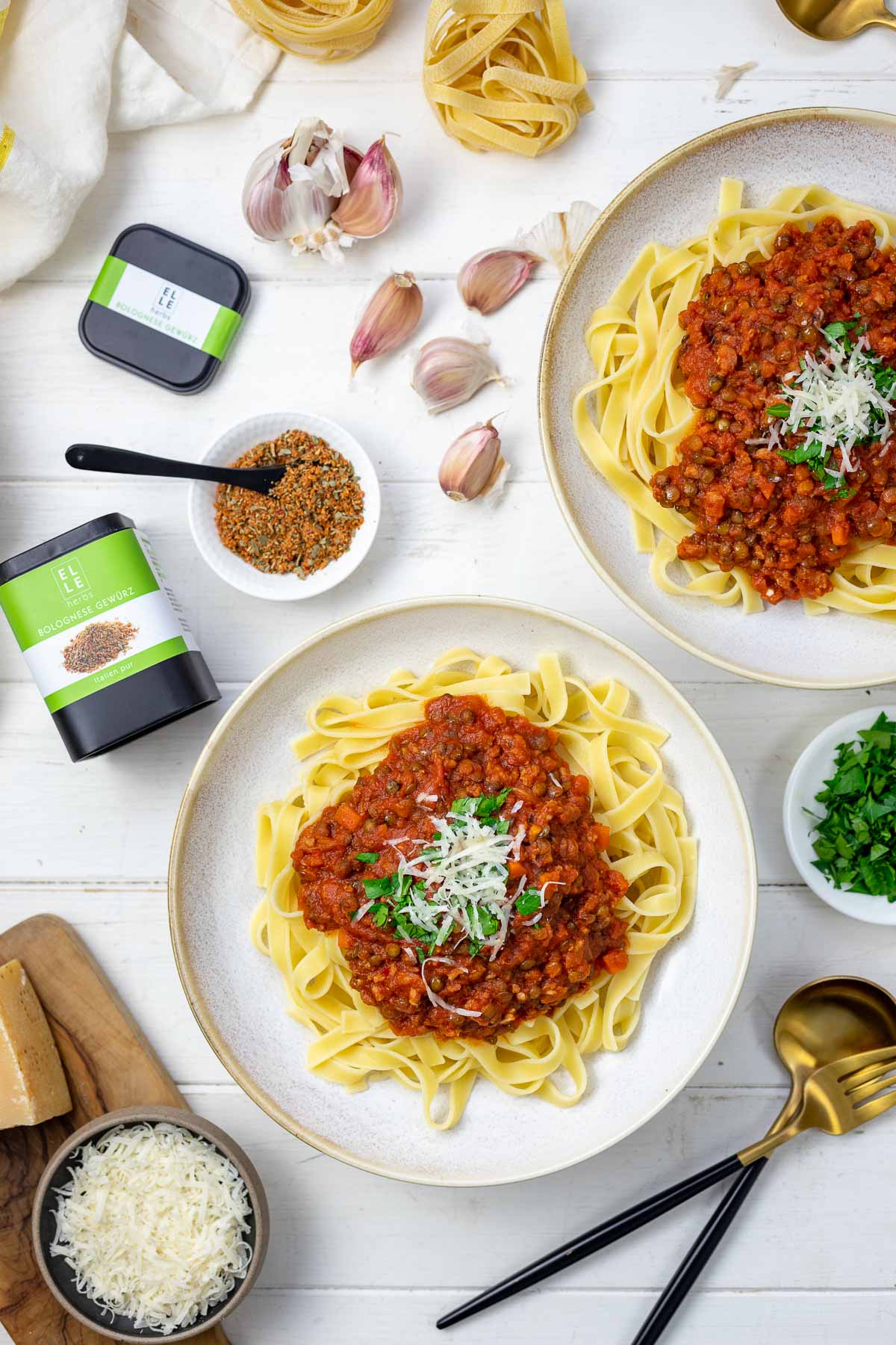 Bolognese with Lentils and Salsiccia Elle Herbs Bolognese Gewürzmischung