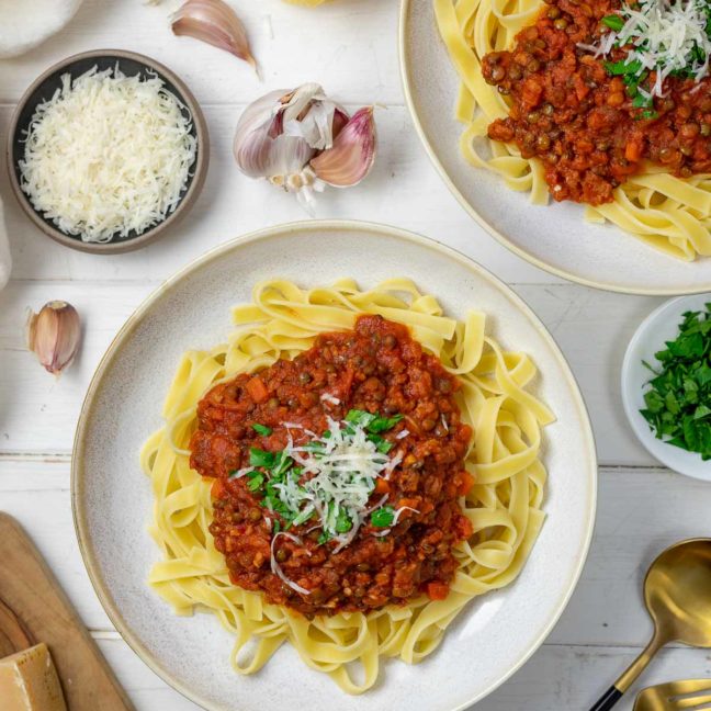 Bolognese mit Linsen und Salsiccia