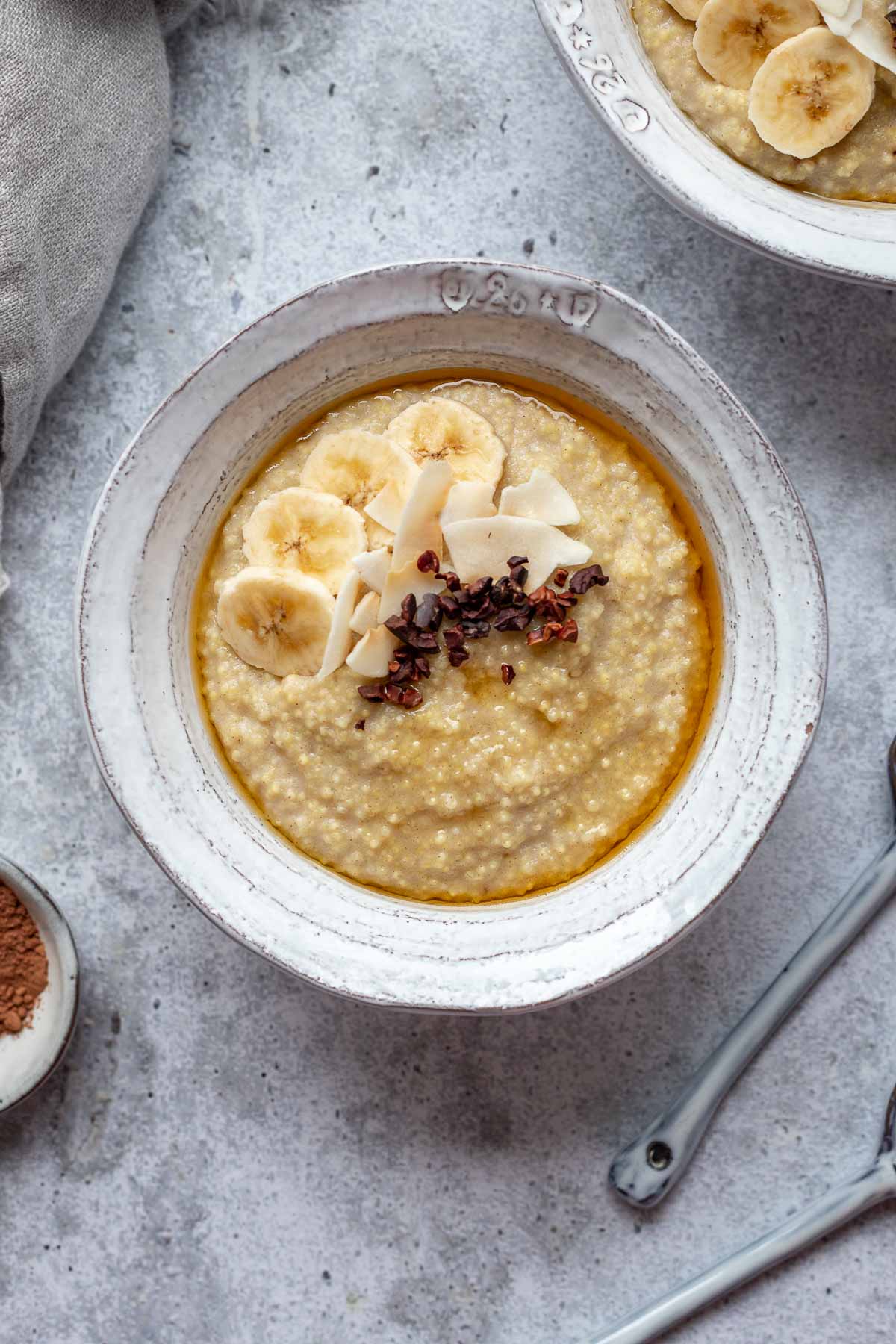 Hirse Porridge Rezept mit Banane und Kokosmilch