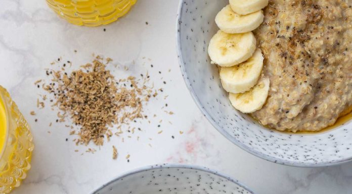 Bananen Porridge mit Ahornsirup Rezept