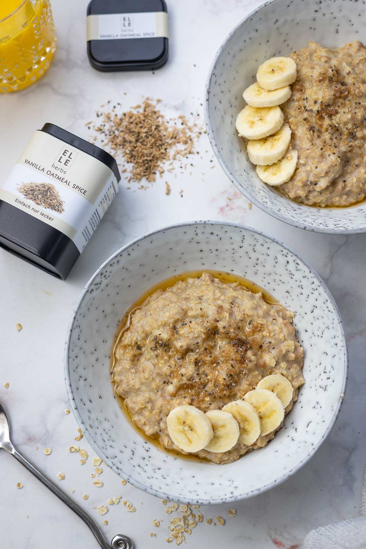 Bananen Porridge mit Ahornsirup Rezept mit Elle Herbs Vanilla Spice