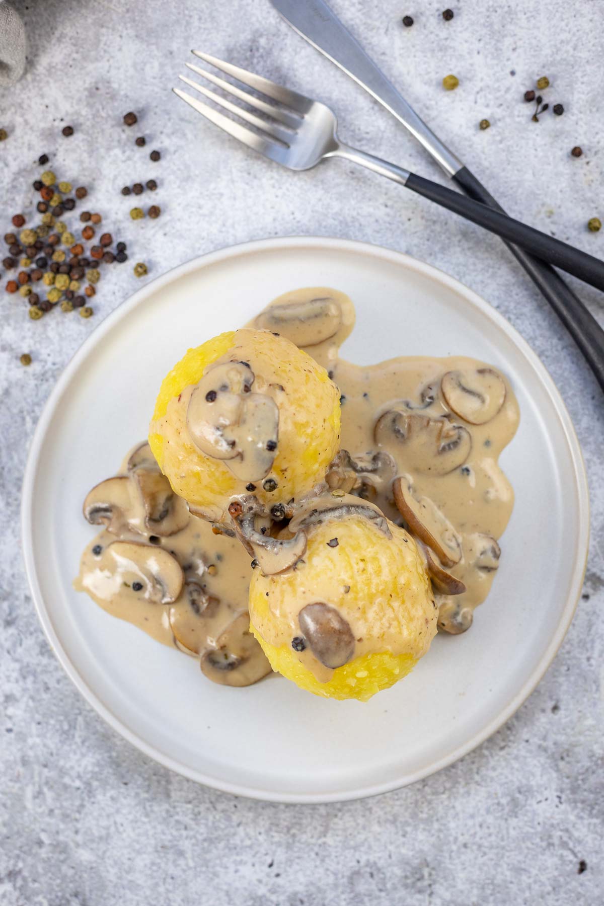 Creamy Mushroom Pepper Sauce | Recipe | Elle Republic