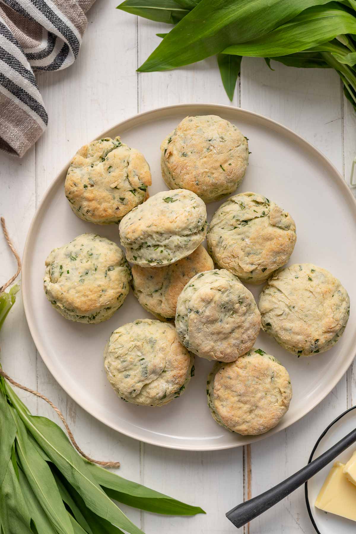 Buttermilk biscuits with wild garlic