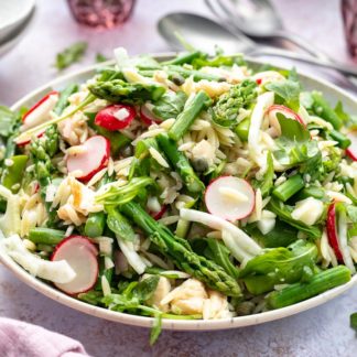 Pasta salad with smoked trout & asparagus, fennel, capers