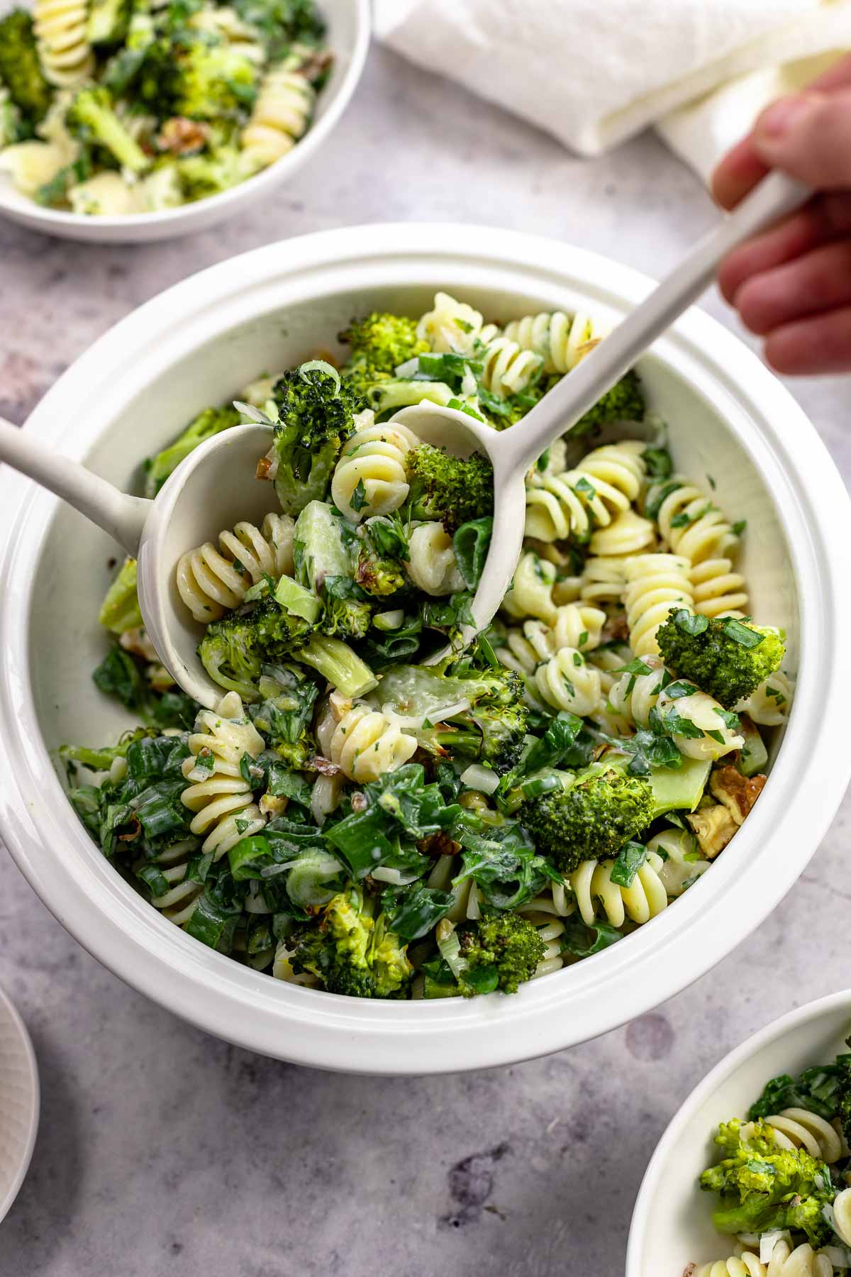 Broccoli pasta salad with buttermilk dressing 