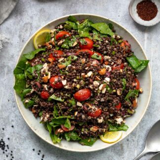 Beluga Linsensalat mit Spinat, Feta, Mandeln und orientalischem Dressing Rezept