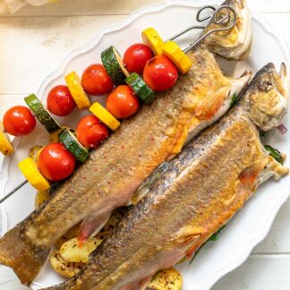 Gegrillter Saibling: Ganzer Fisch vom Grill