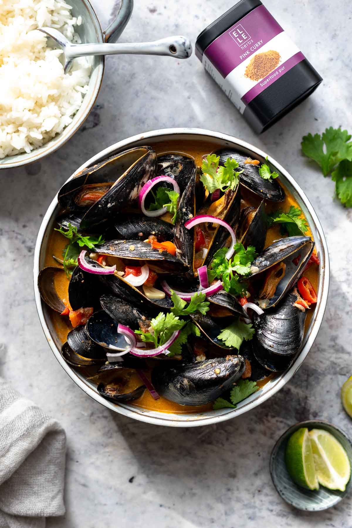 Curry Mussels with Elle Herbs Pink Curry