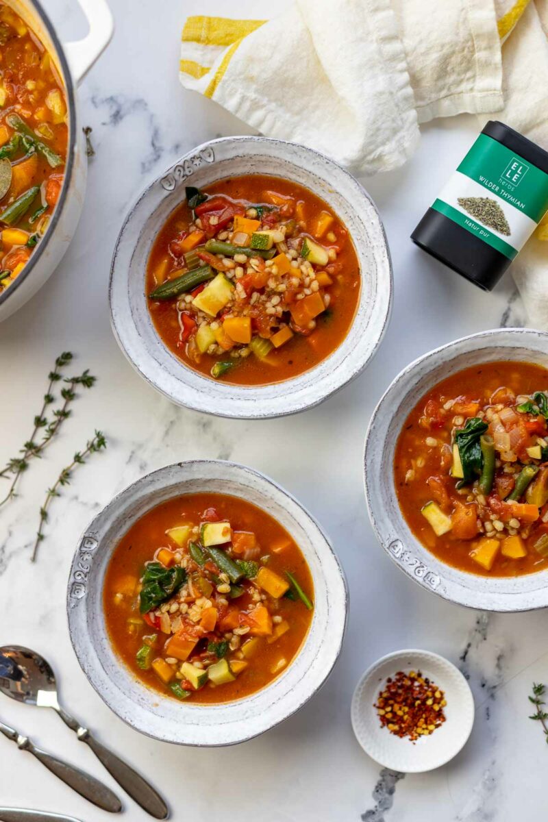 Graupensuppe mit Gemüse | Rezept | Elle Republic