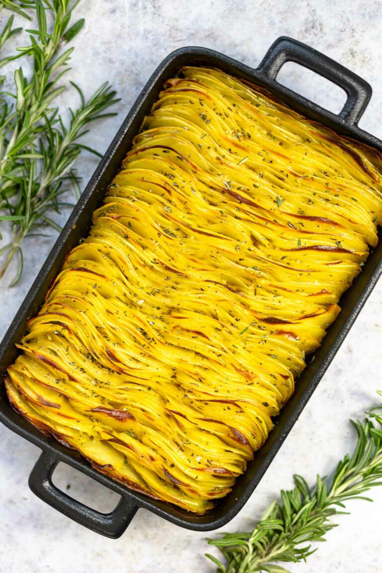 Kartoffelgratin mit Rosmarin (vegan) Leaf Potatoes Rezept ohne Sahne oder Käse
