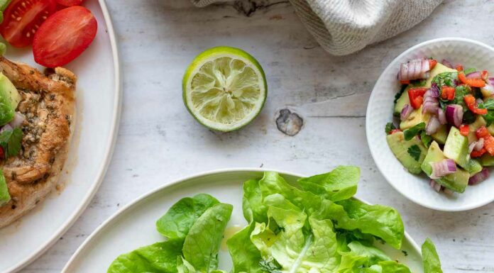 Gegrillte Hähnchenbrust mit Avocado-Salsa Rezept