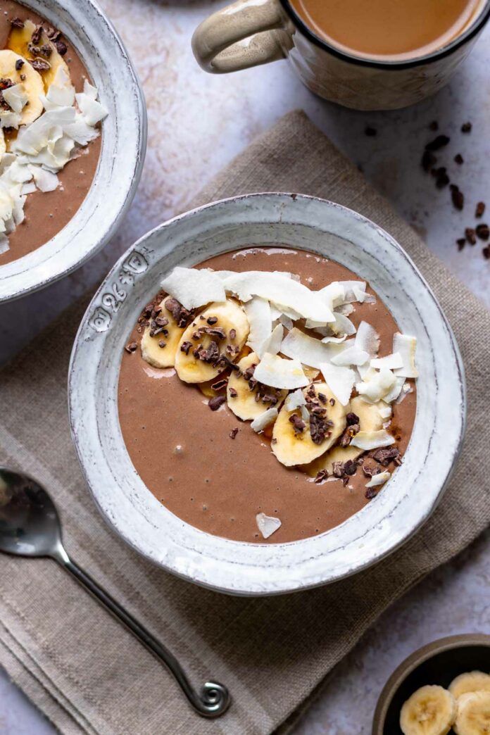 Mokka Smoothie Bowl mit Bananen und Espresso Rezept