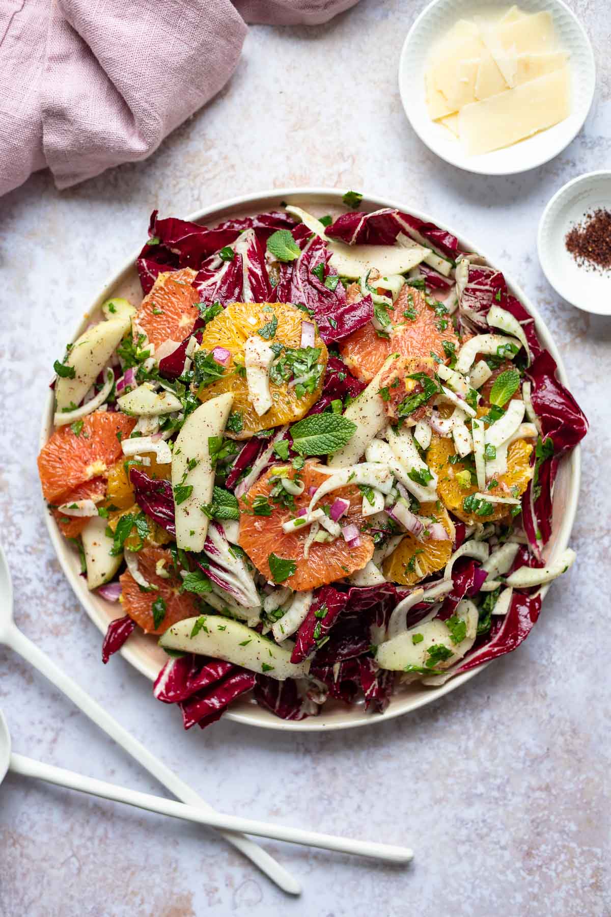 Radicchio-Fenchel-Salat mit Orangen & Birne | Rezept | Elle Republic
