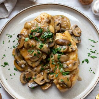 Marsala-Hähnchen mit Champignons (Hähnchenbrust Marsala)