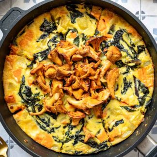 Gemüse Fritatta Rezept mit Süßkartoffeln, Kartoffeln, Lauch, Mangold und Gouda