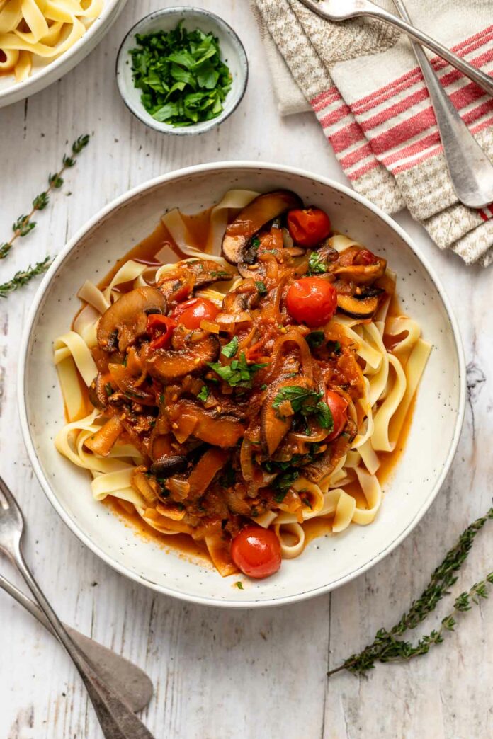 Pilzragout mit gemischten Pilzen