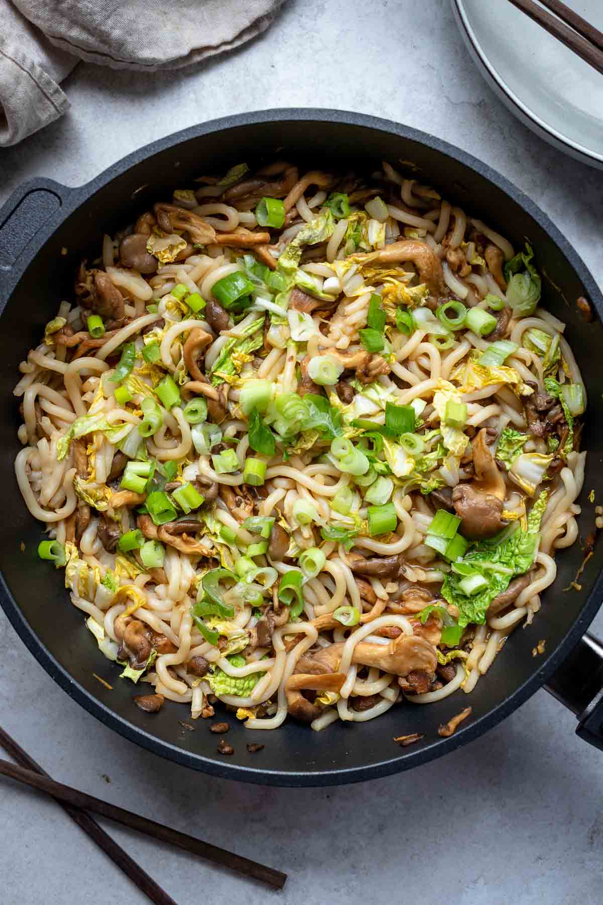 Udon Noodle Mushroom Stir Fry (Yaki Udon)
