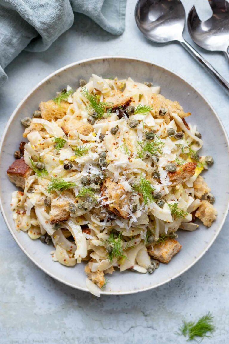 Fenchel-Salat mit Caesar-Dressing