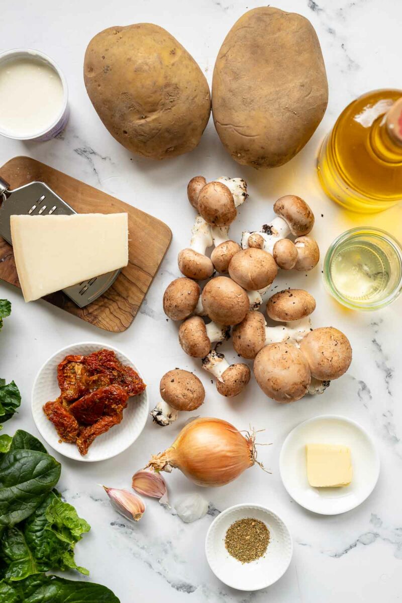 Baked Potatoes with Mushroom-Spinach Filling | Elle Republic