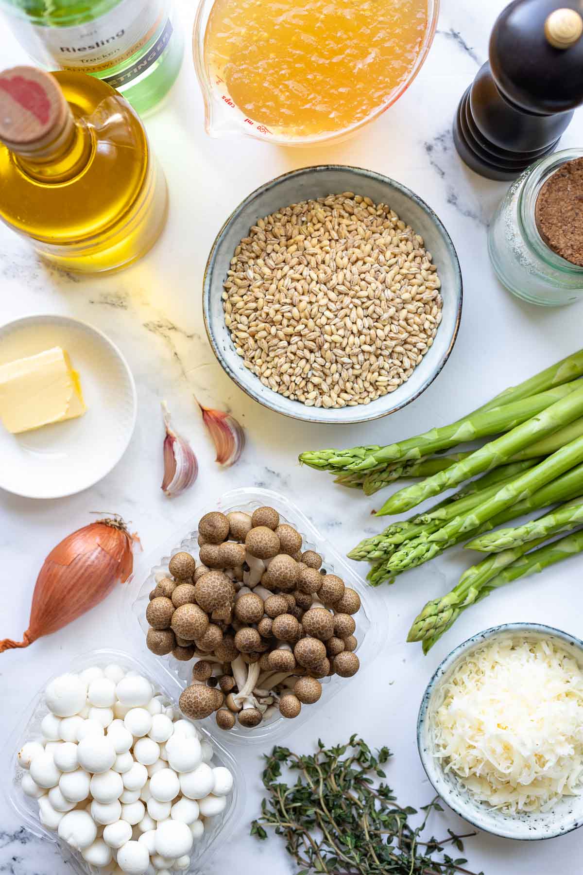 Zutaten für Graupenrisotto Rezept mit Pilzen und Spargel