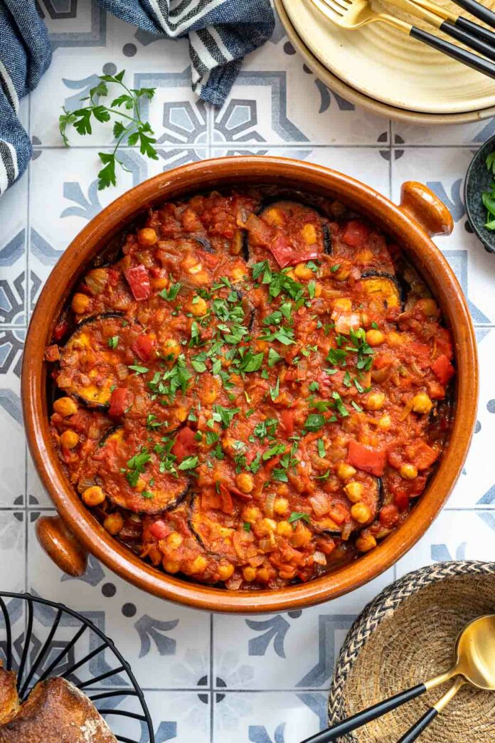 Veganes Auberginen Mesaka’a (ägyptisches Moussaka)