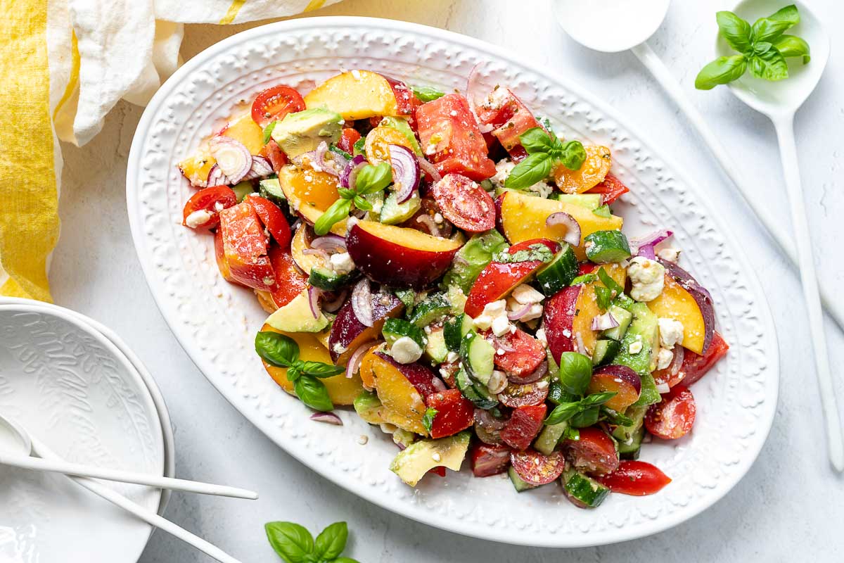 Tomaten-Nektarinen-Salat Rezept - Perfekt zum Grillen