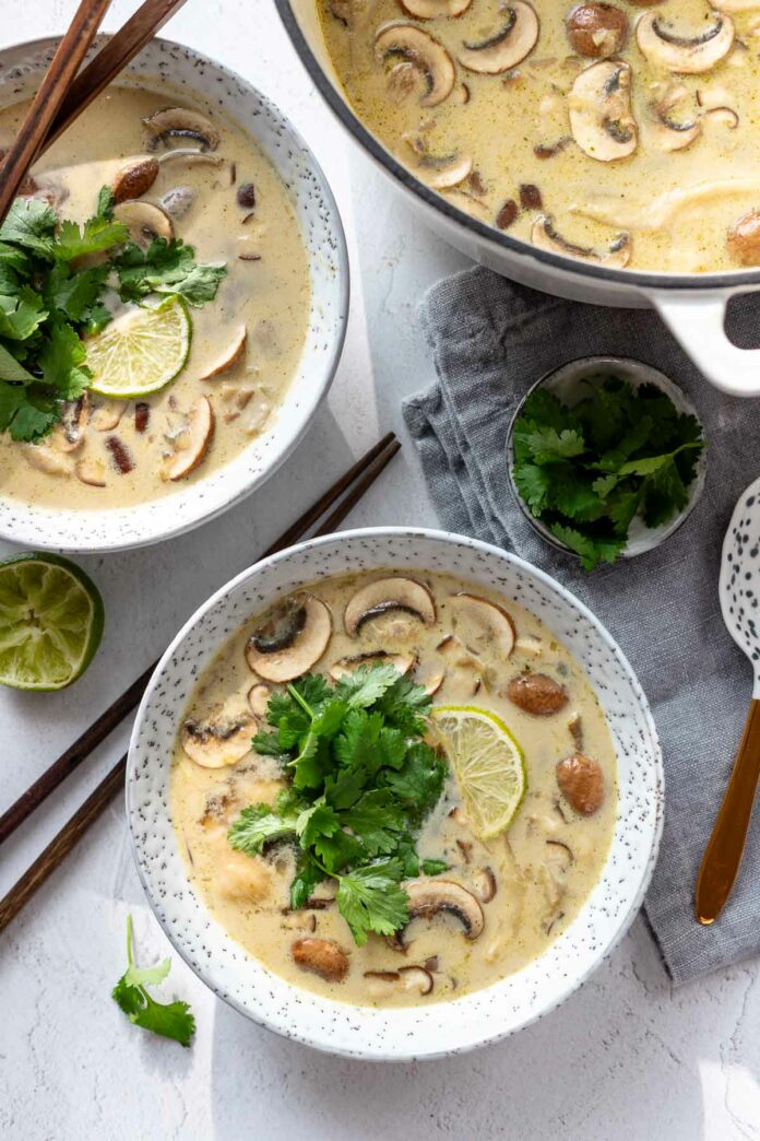 Tom Yum Suppe (Veganes Thai Rezept)