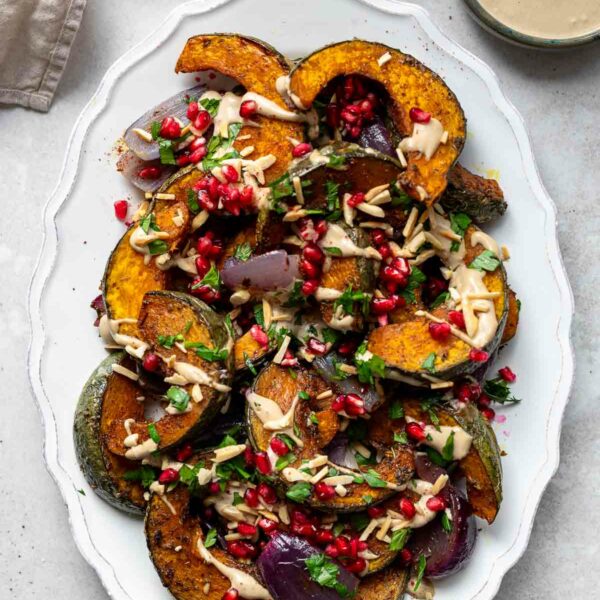 Kürbis aus dem Ofen mit Zatar und Tahini | Rezept | Elle Republic