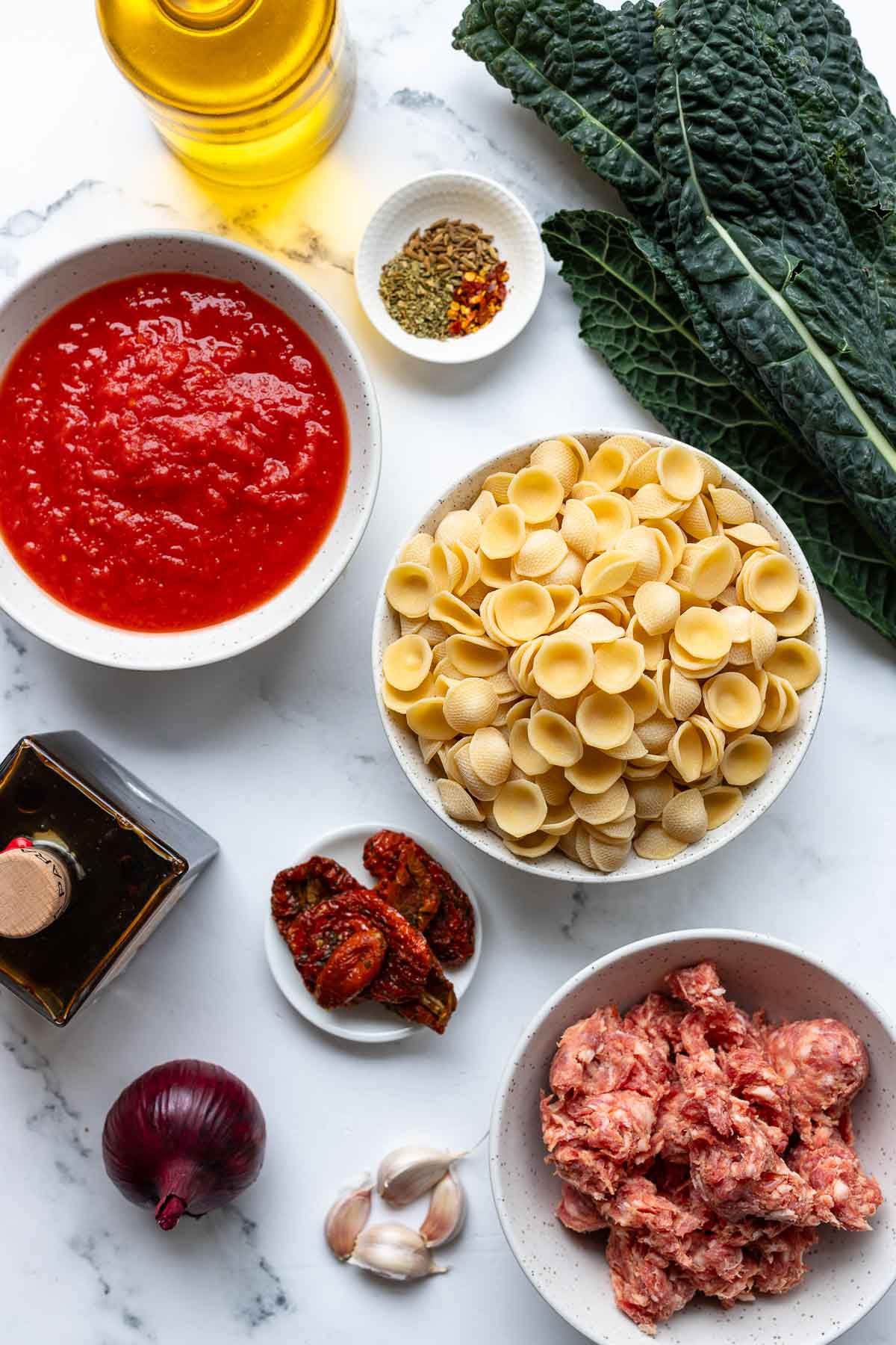 Ingredients for Salsiccia and Kale Pasta