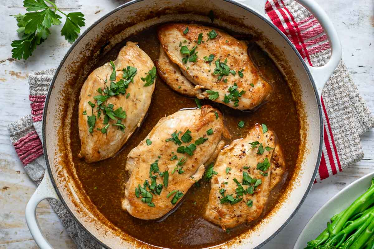 Easy Maple Mustard Chicken Recipe – Quick Skillet Dinner