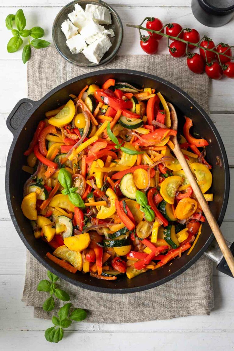 Mediterrane Gemüsepfanne Rezept 