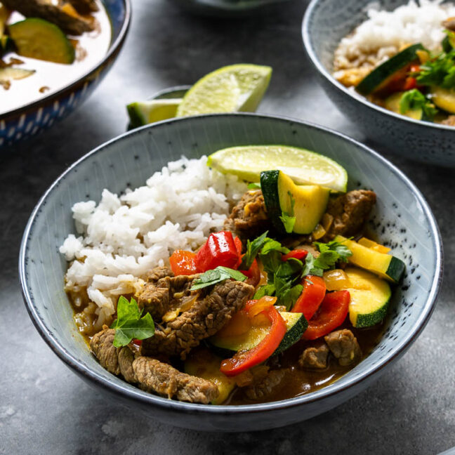 Thai-Curry mit Rindfleisch und Gemüse | Elle Republic