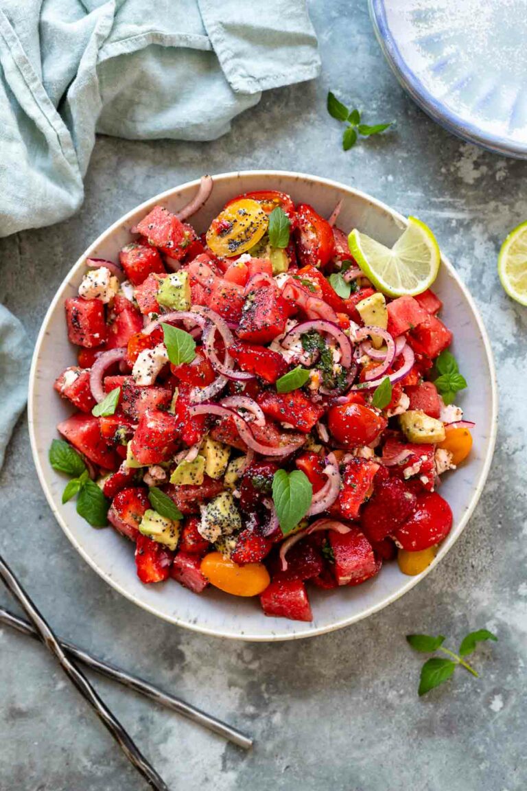 Wassermelonensalat mit Feta und Minze-Dressing