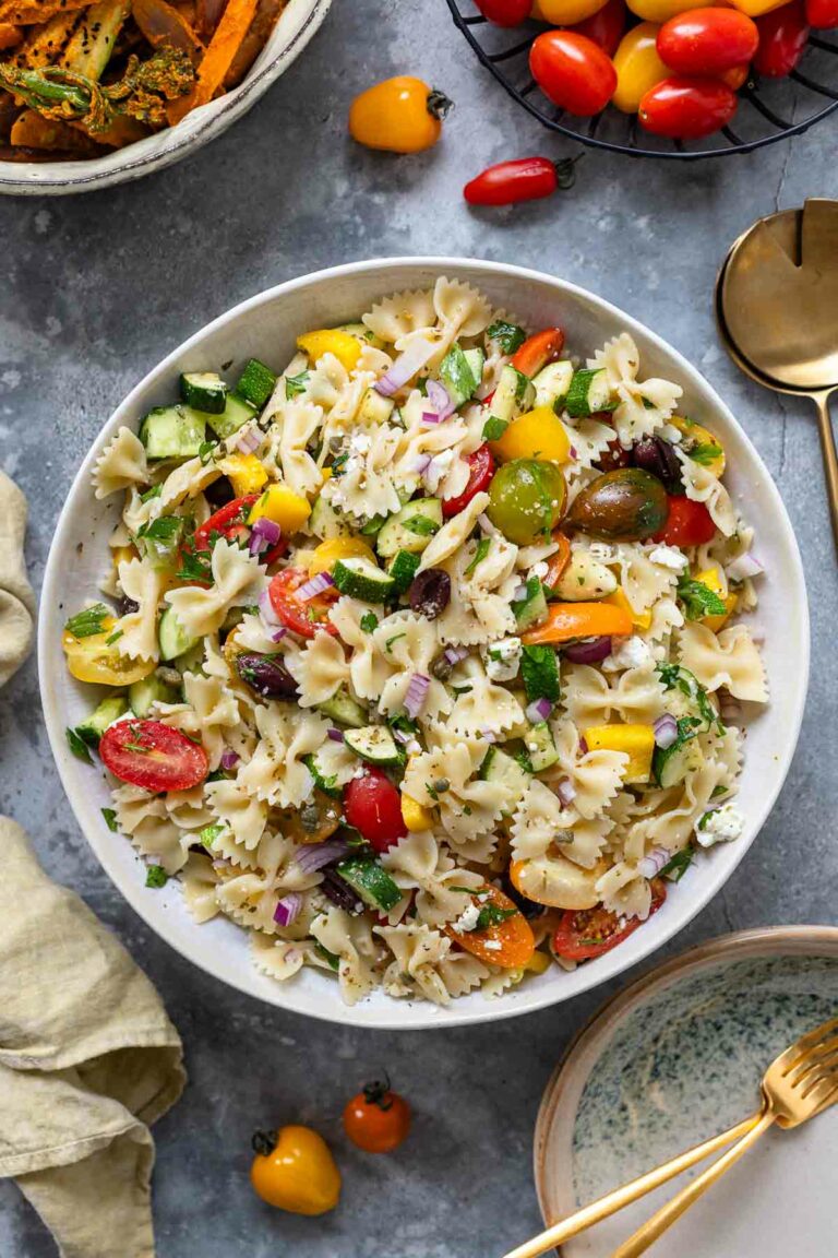 Griechischer Nudelsalat