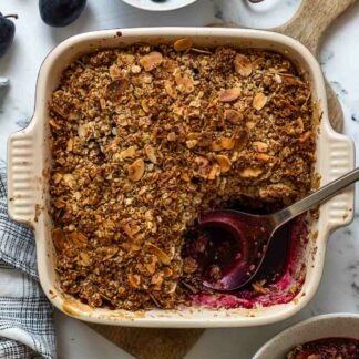 Zwetschgen Crumble mit Haferflocken Rezept 