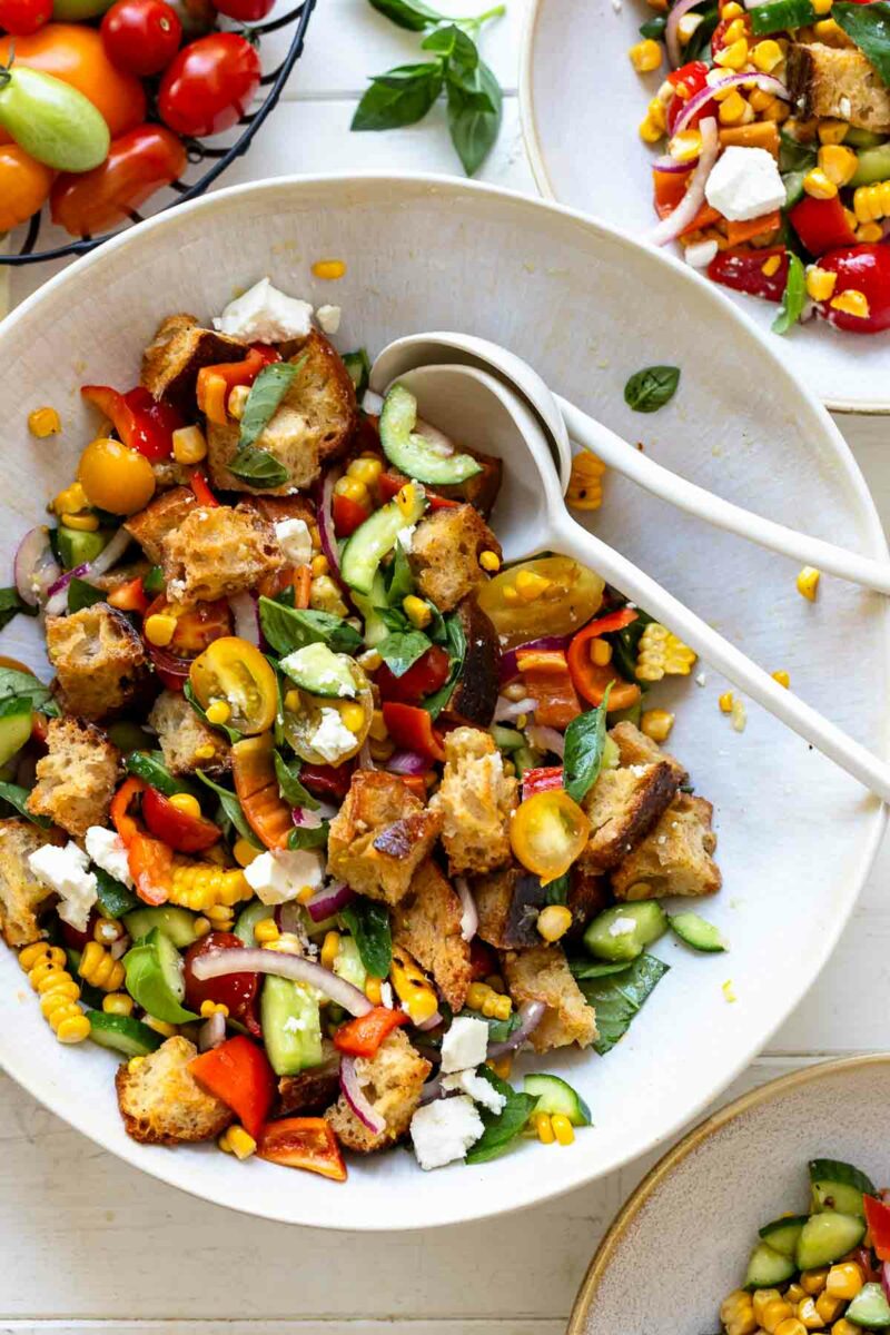 Panzanella Rezept mit gegrilltem Mais