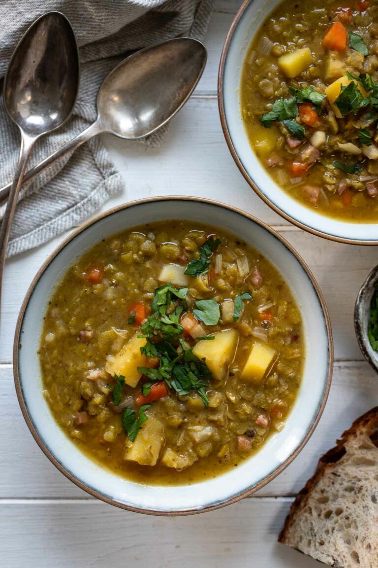 Erbsensuppe - Omas Klassiker Rezept